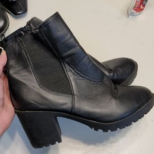 Black zip up boots, size 7 1/2